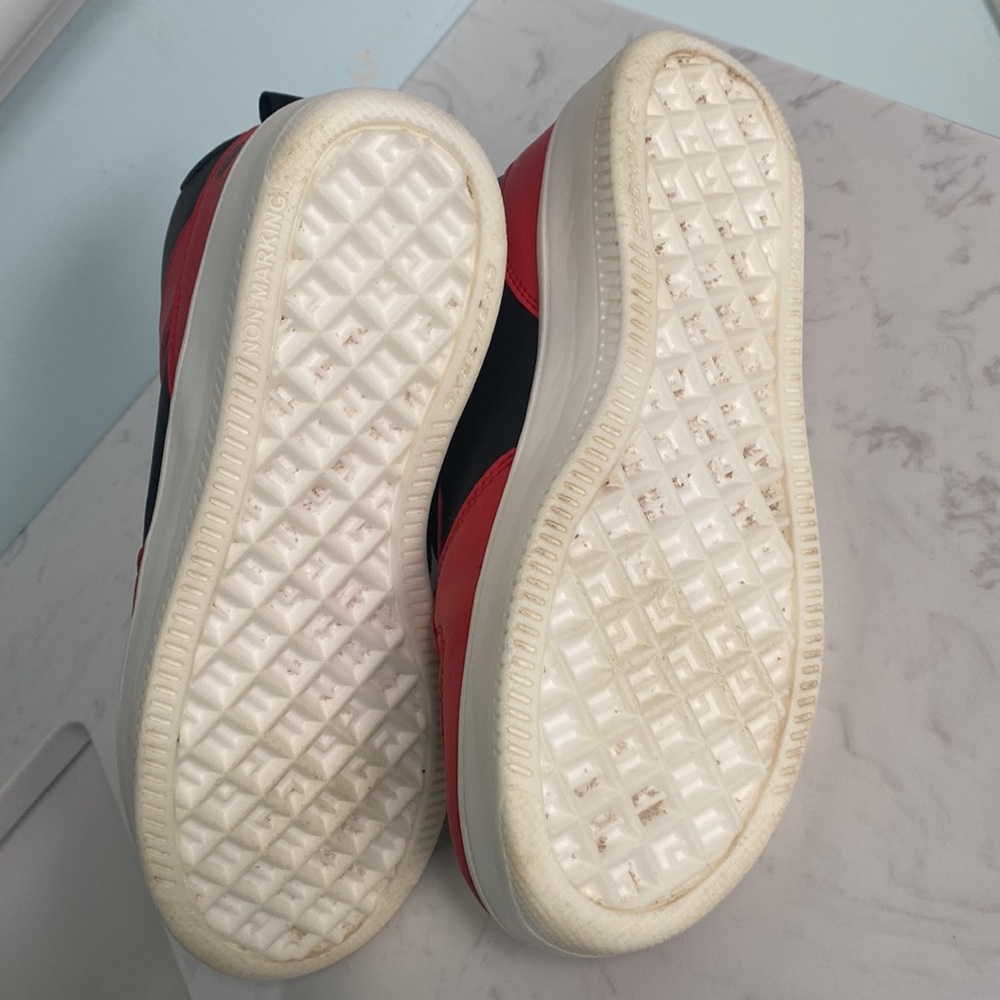Skechers high tops - Picture 11 of 11